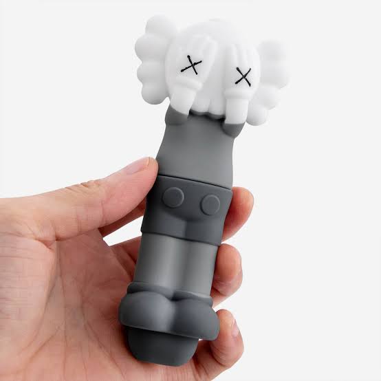 Pipa Silicon KAWS
