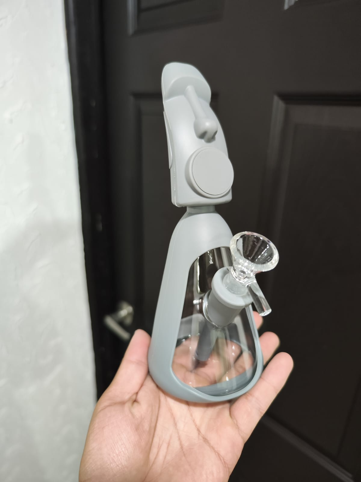 Bong Vidrio con Silicon Moai