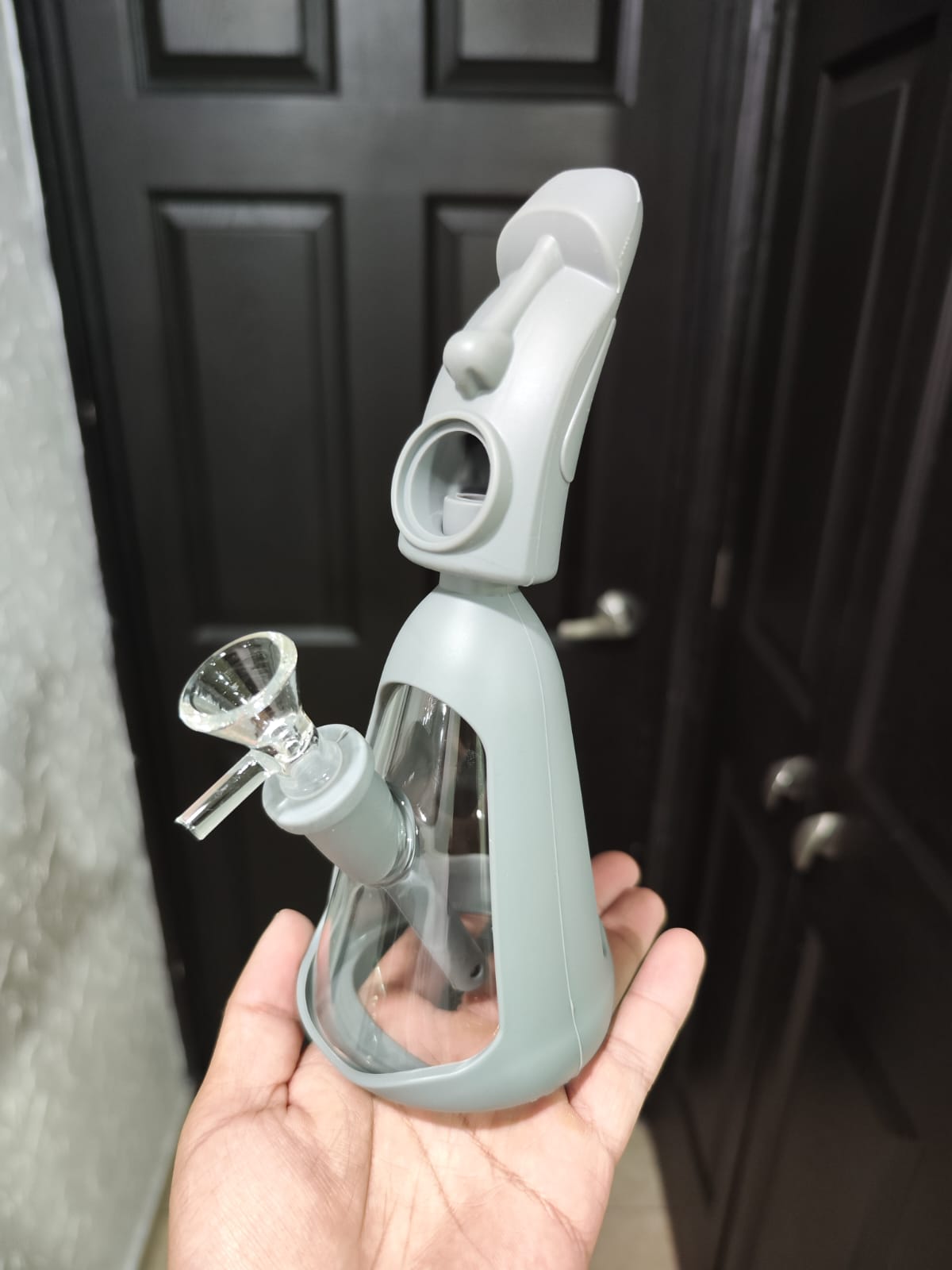 Bong Vidrio con Silicon Moai