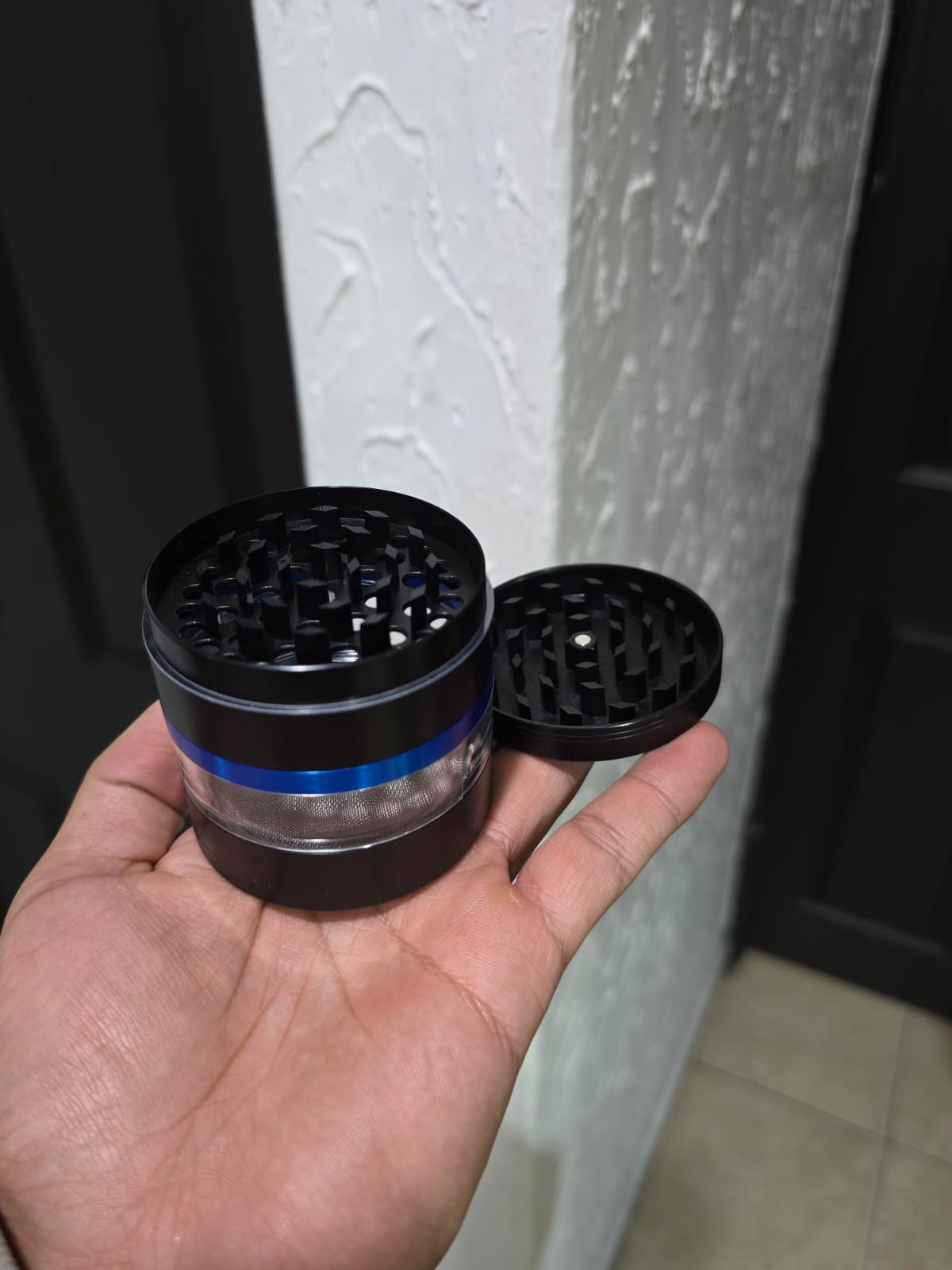Grinder Negro Color Metalico 6cm Diametro