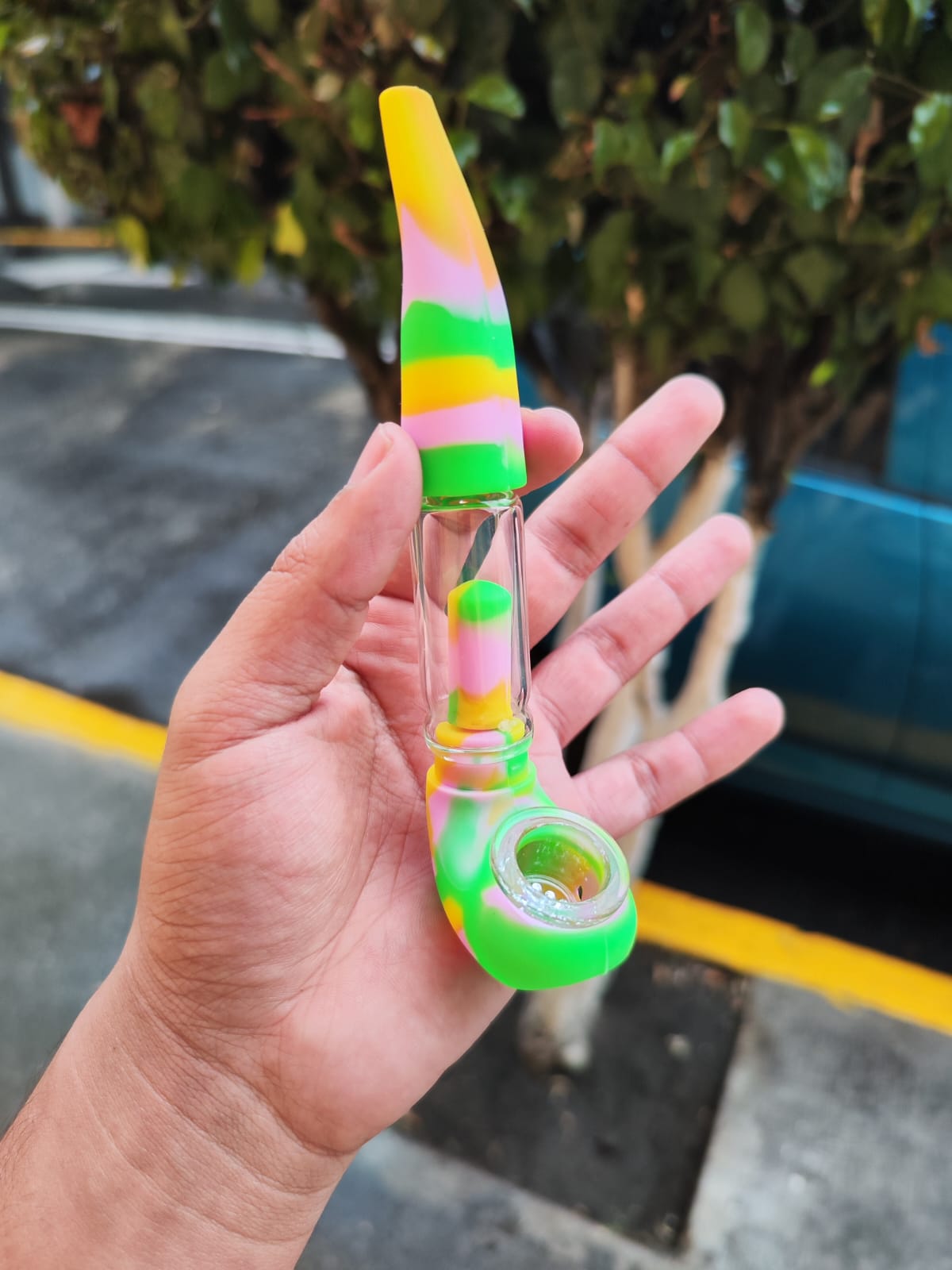 Pipa Silicon Tipo Sherlock Vidrio en Medio