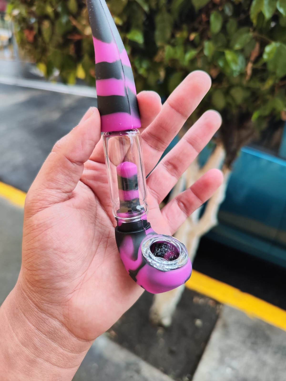 Pipa Silicon Tipo Sherlock Vidrio en Medio