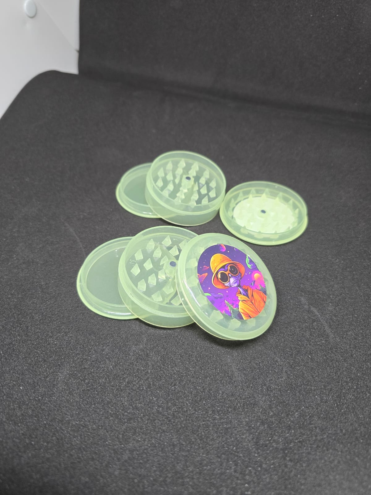Grinder Fluorescente Plástico